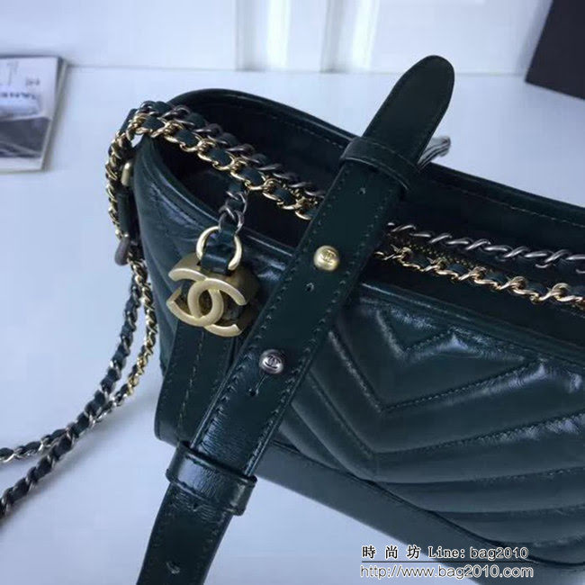 香奈兒CHANEL2018年新款V格 Chanel Gabrielle 墨綠色鏈條流浪包 DSC2071